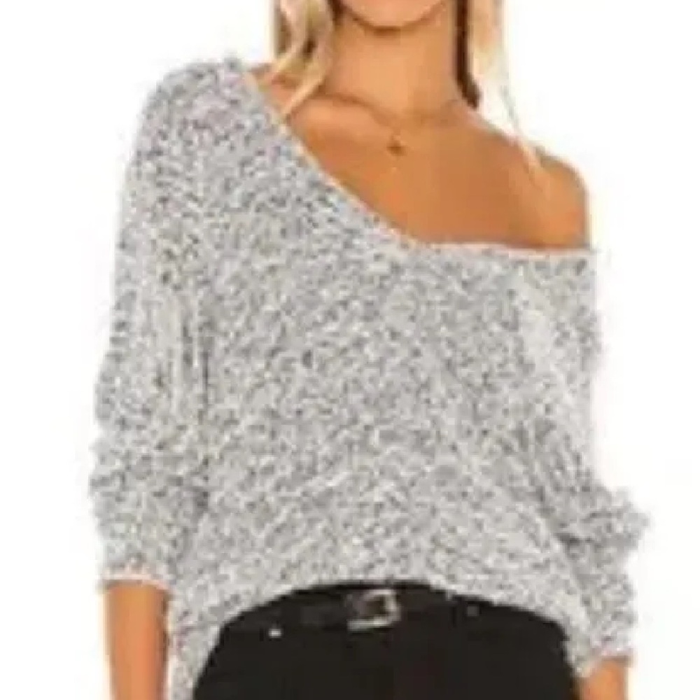 FREE PEOPLE NWOT S Rolled Hem Cuffs GRAY & White Marl V-Neck Seater Oversized